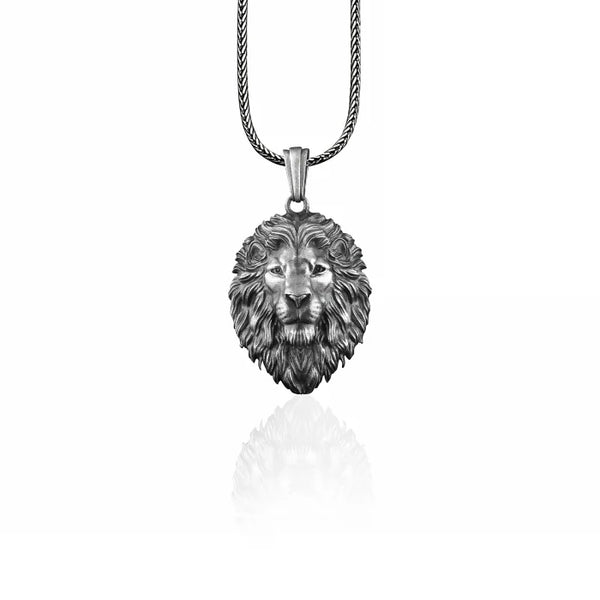 Relief Lion Silver Necklace
